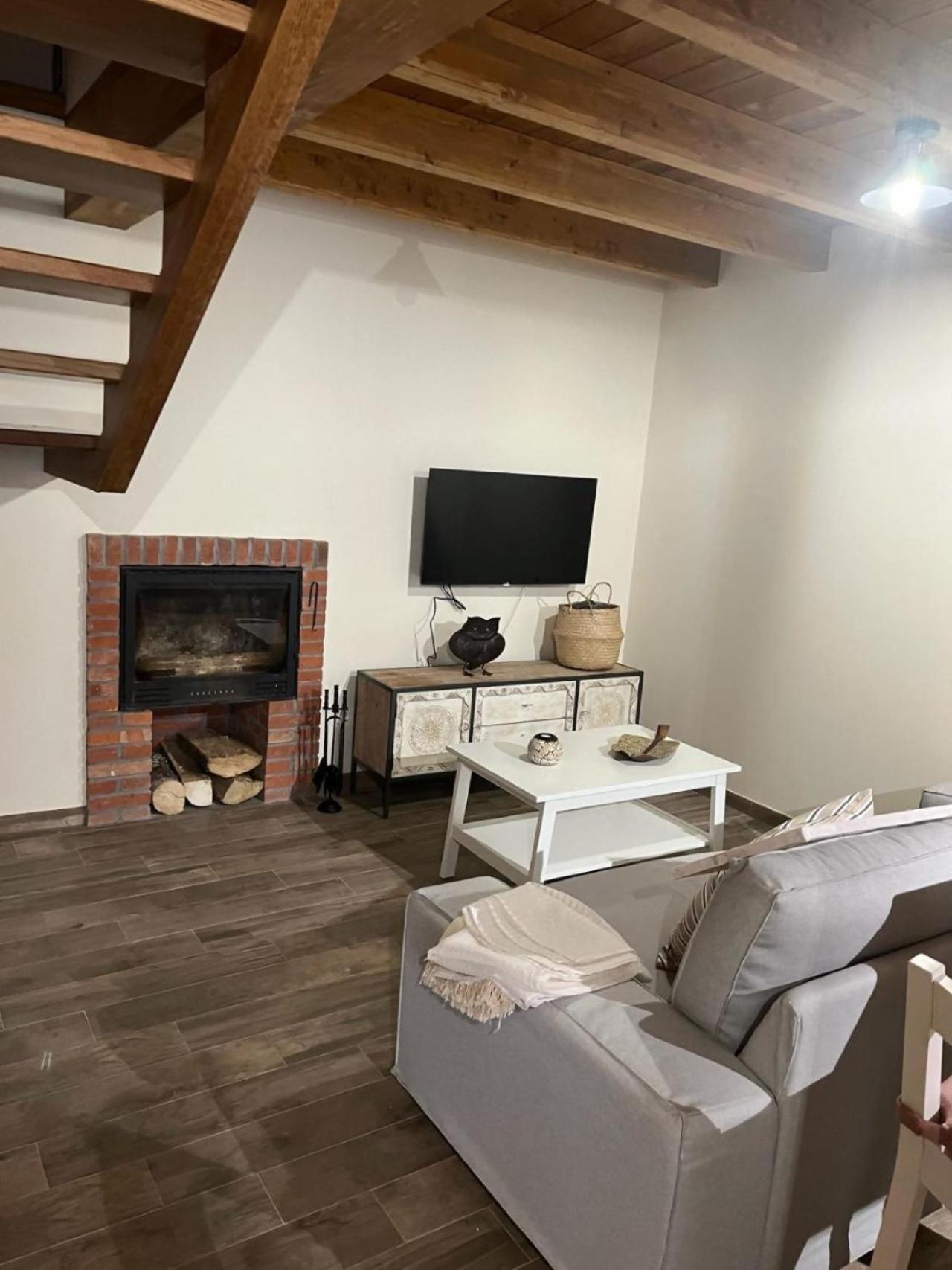 Casa Moises En Bimenes Villa Eksteriør billede